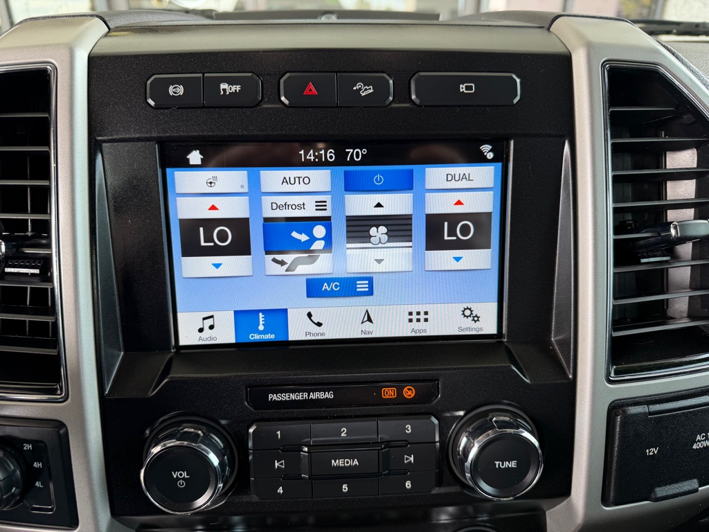 Photo 12 of this FORD F250