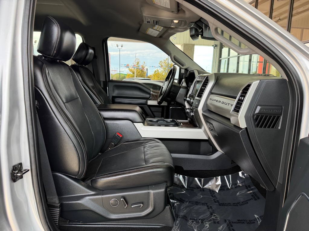 Photo 28 of this FORD F250