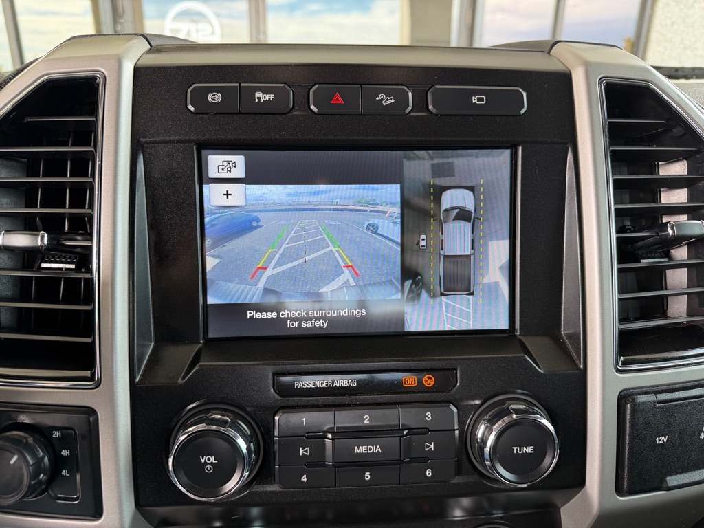 Photo 13 of this FORD F250