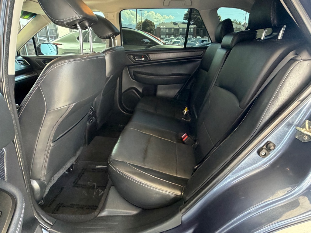 Photo 21 of this SUBARU OUTBACK