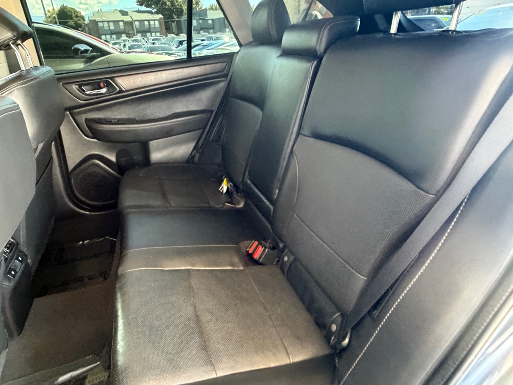 Photo 22 of this SUBARU OUTBACK