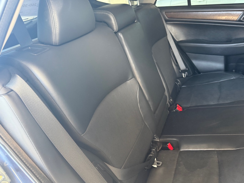 Photo 30 of this SUBARU OUTBACK