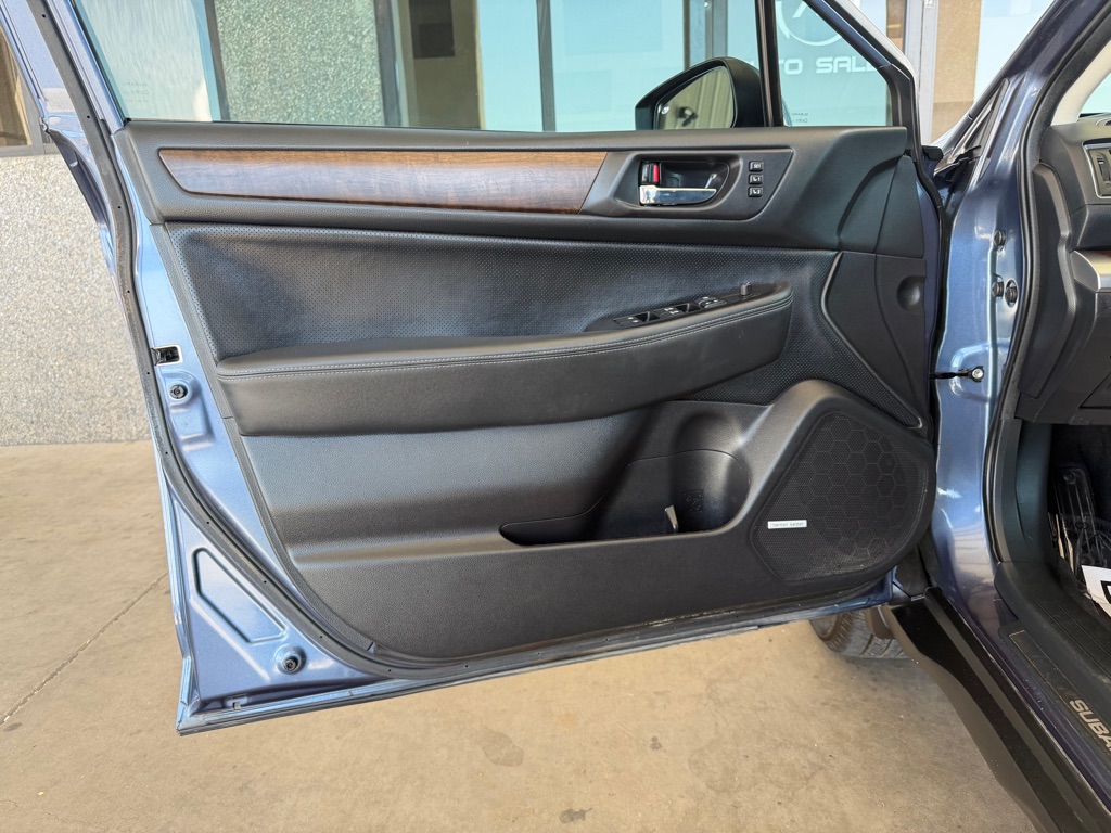 Photo 19 of this SUBARU OUTBACK