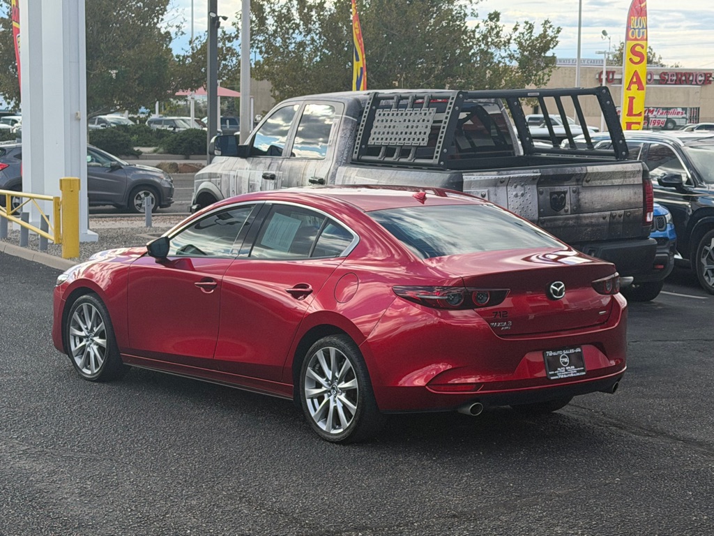 Photo 42 of this MAZDA 3