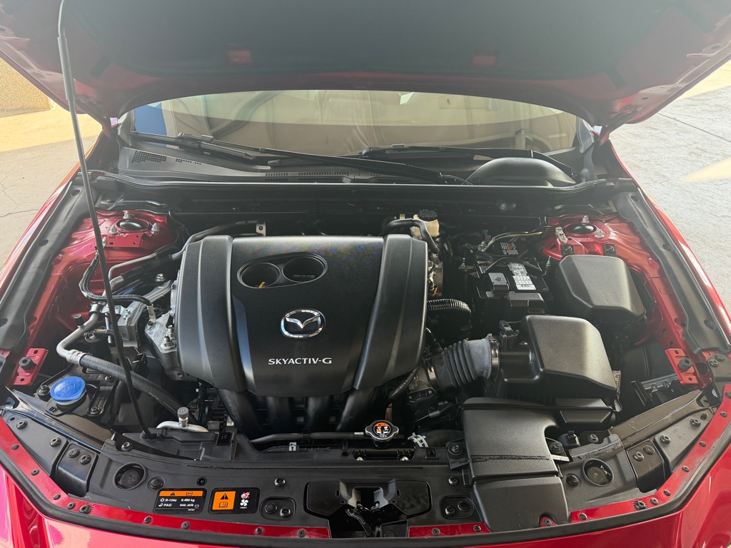 Photo 52 of this MAZDA 3