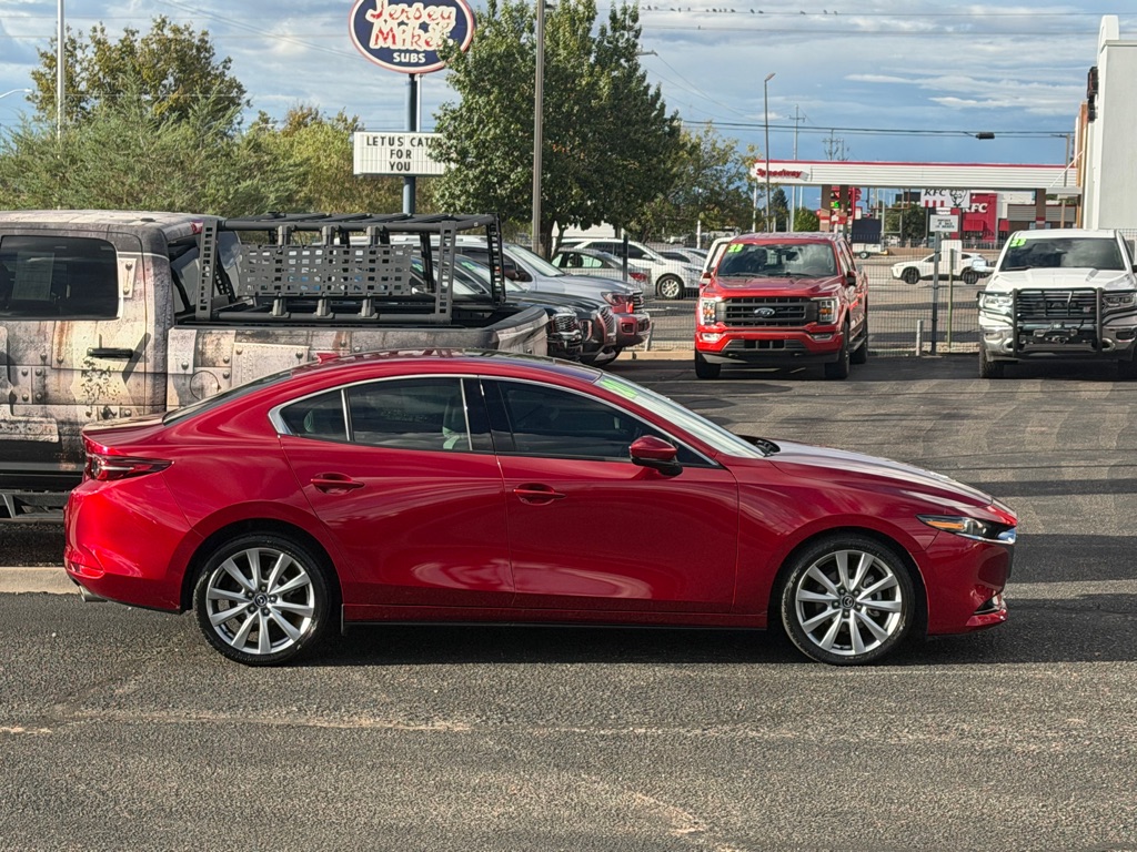 Photo 3 of this MAZDA 3
