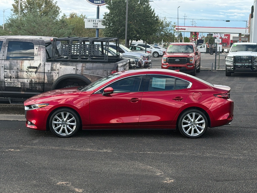 Photo 2 of this MAZDA 3