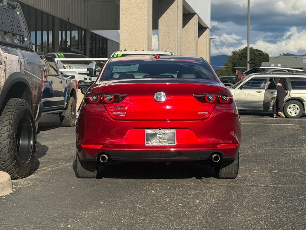 Photo 45 of this MAZDA 3