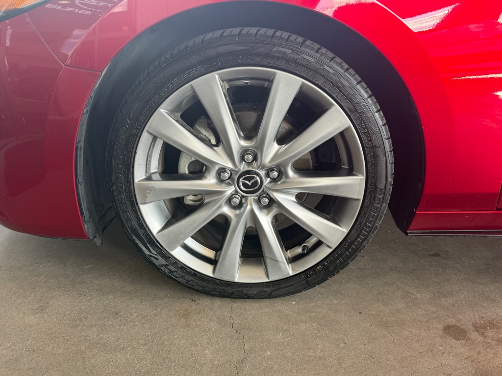 Photo 57 of this MAZDA 3