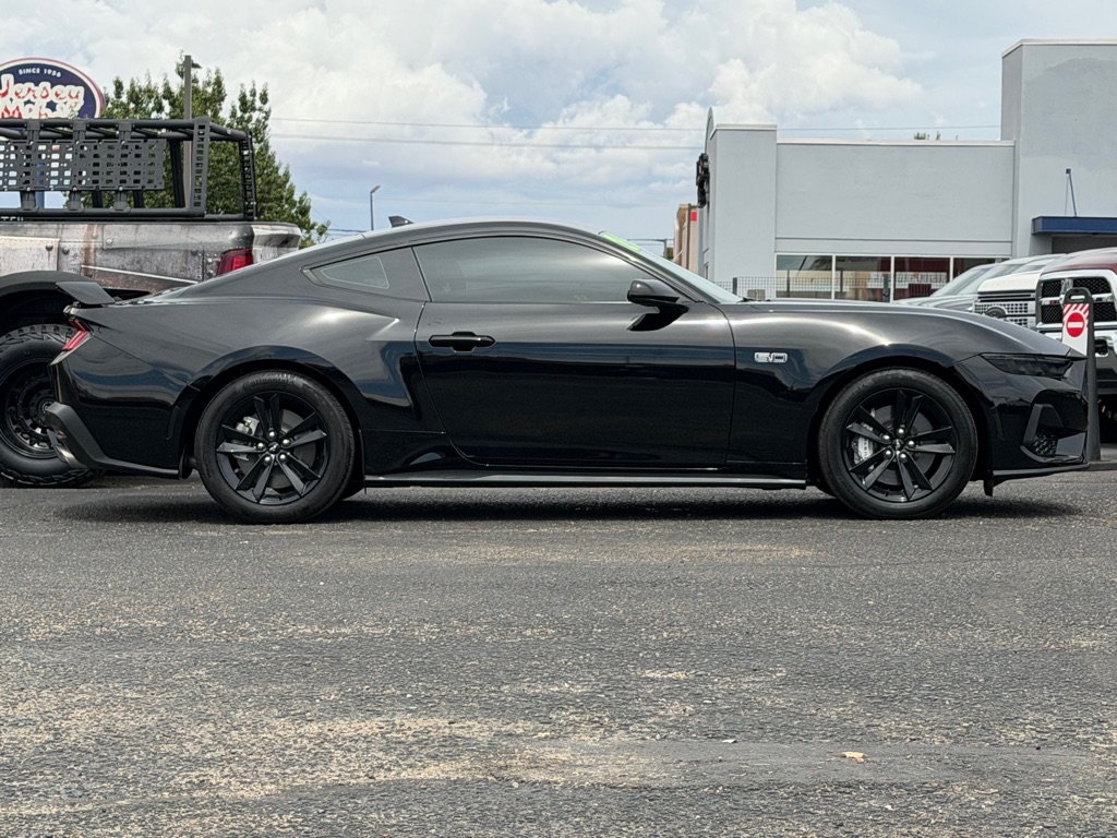 Photo 28 of this FORD MUSTANG