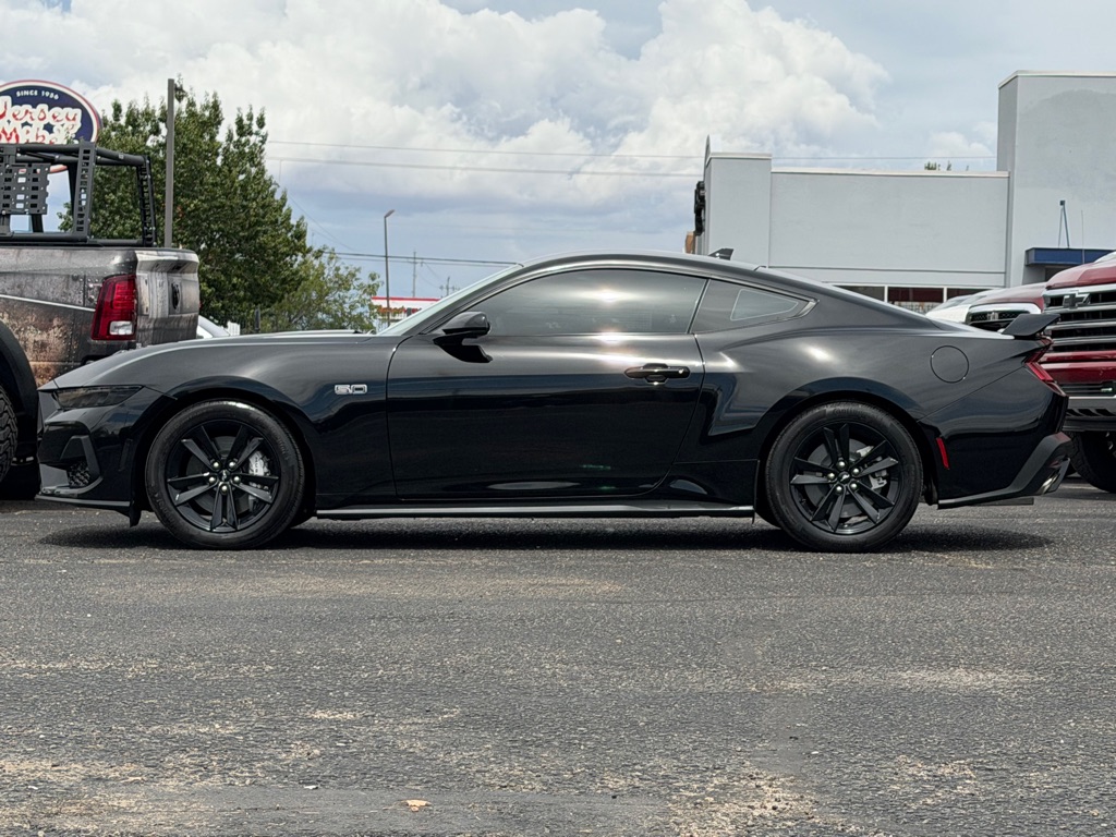 Photo 36 of this FORD MUSTANG