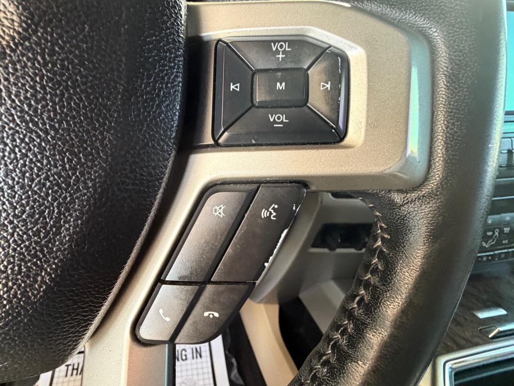 Photo 10 of this FORD F250