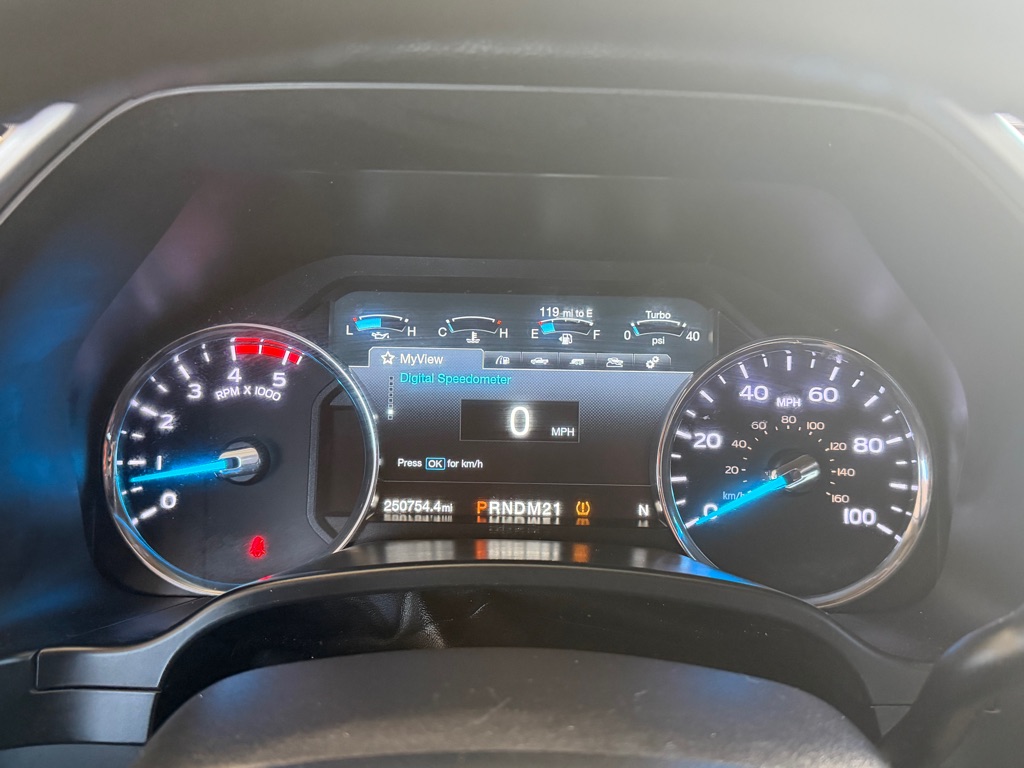 Photo 11 of this FORD F250
