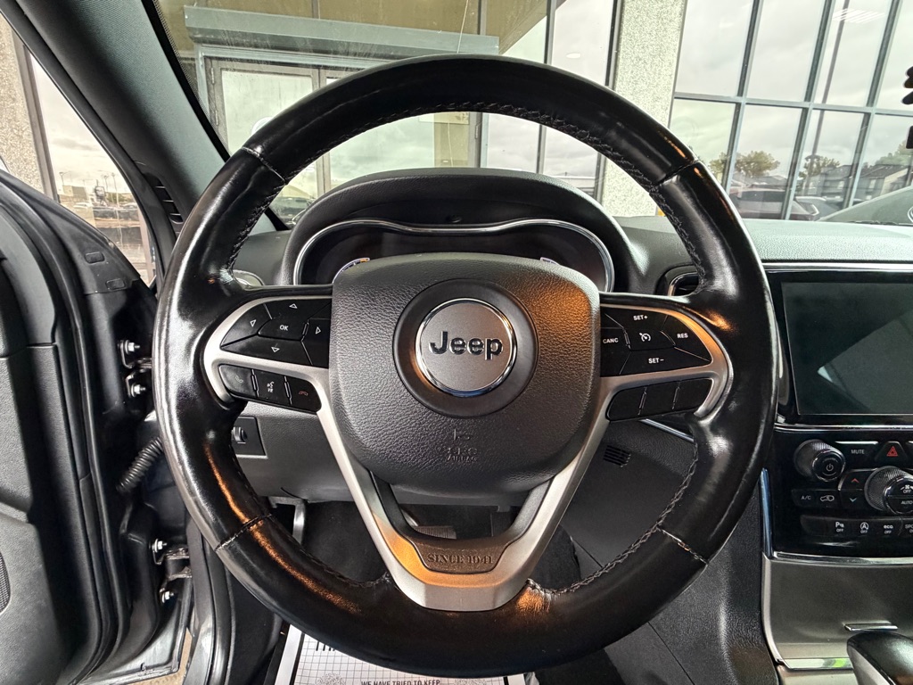 Photo 8 of this JEEP GRAND CHEROKEE