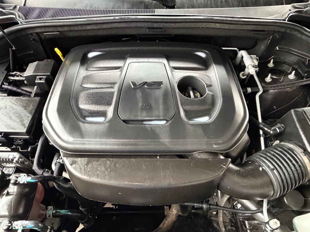 Photo 53 of this JEEP GRAND CHEROKEE