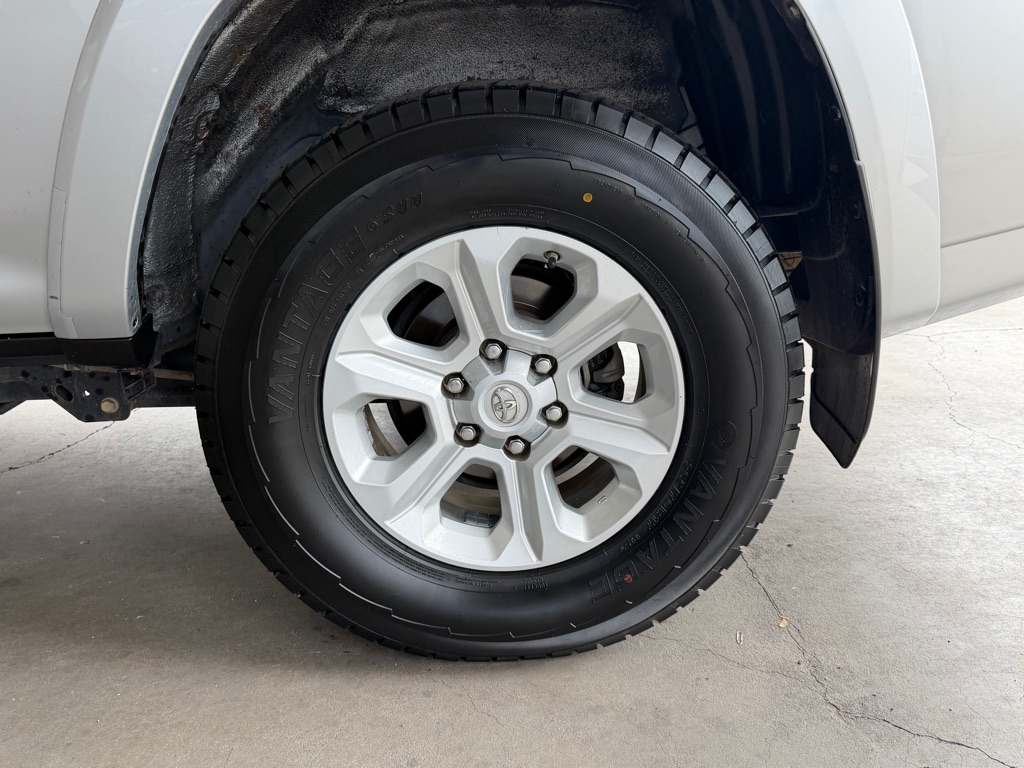 Photo 56 of this TOYOTA 4RUNNER