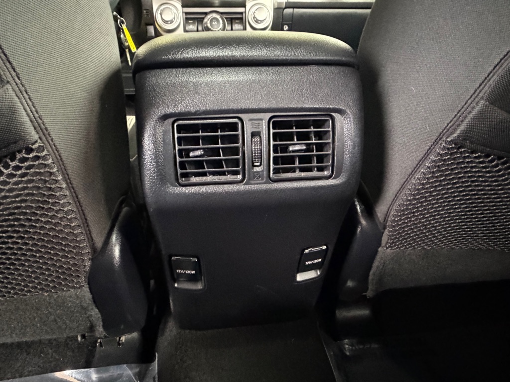 Photo 23 of this TOYOTA 4RUNNER