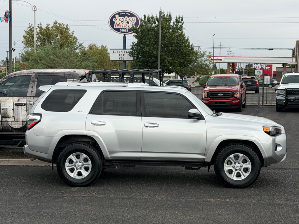 Photo 3 of this TOYOTA 4RUNNER