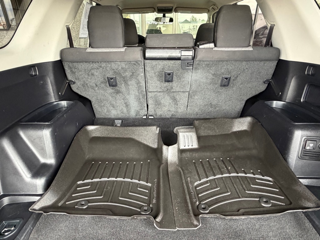Photo 27 of this TOYOTA 4RUNNER