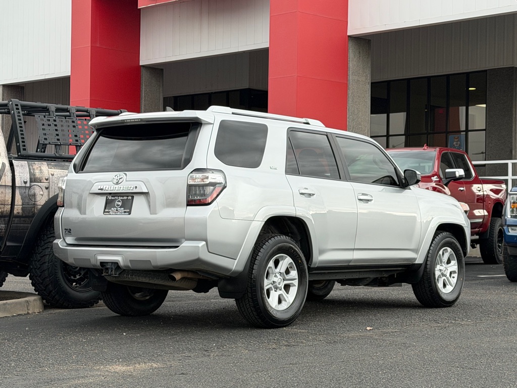 Photo 47 of this TOYOTA 4RUNNER