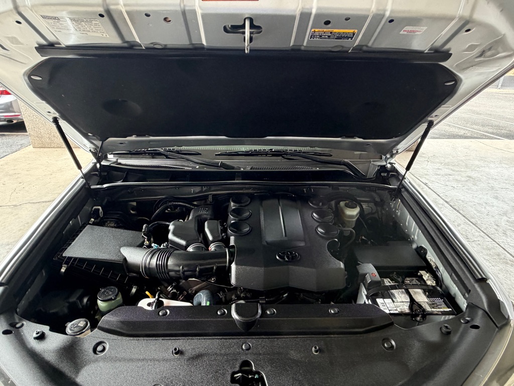 Photo 52 of this TOYOTA 4RUNNER