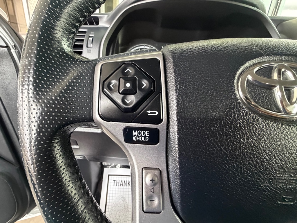 Photo 9 of this TOYOTA 4RUNNER
