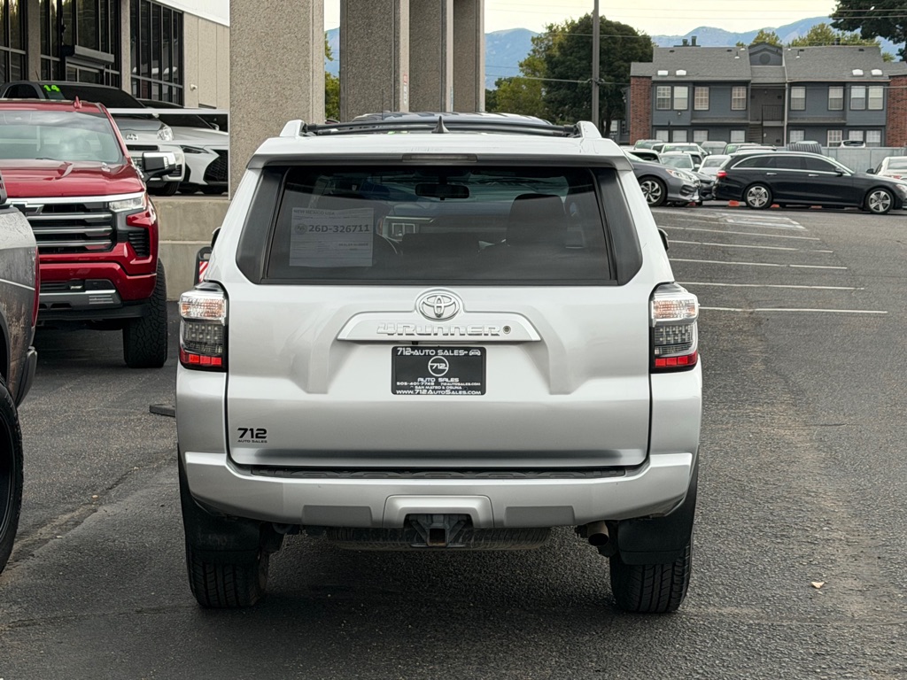 Photo 44 of this TOYOTA 4RUNNER