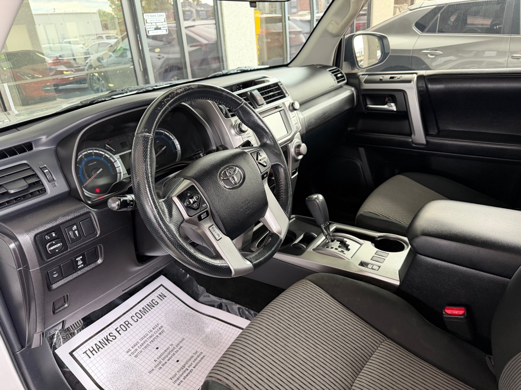 Photo 7 of this TOYOTA 4RUNNER