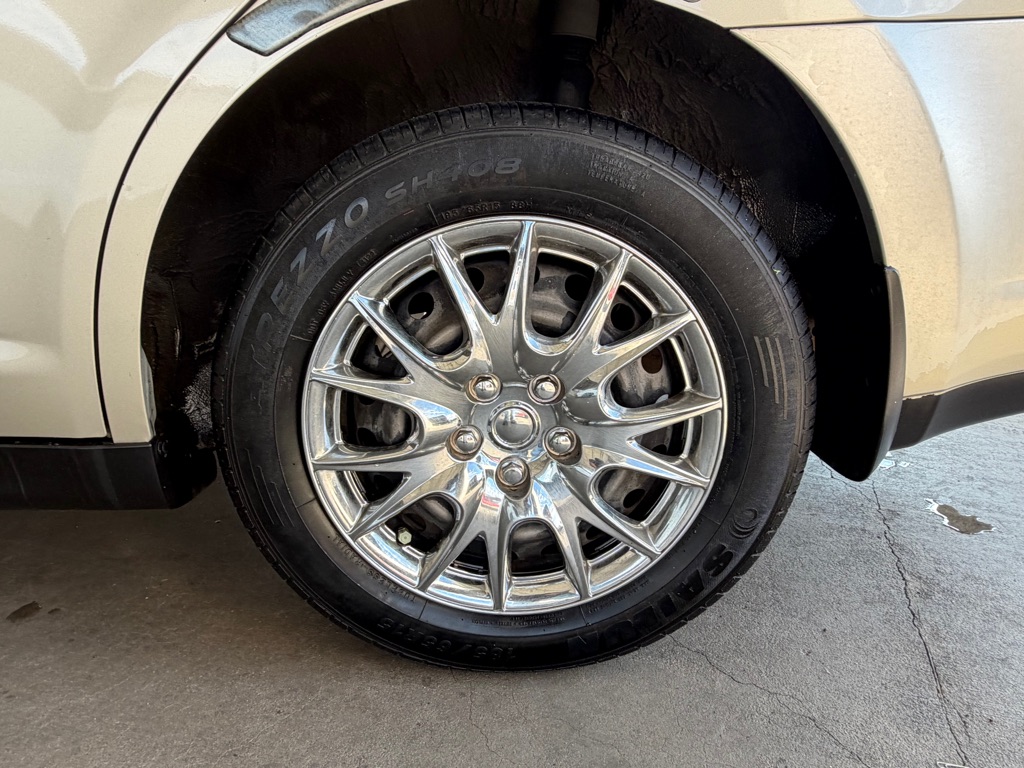 Photo 55 of this NISSAN VERSA