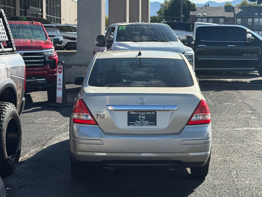 Photo 40 of this NISSAN VERSA