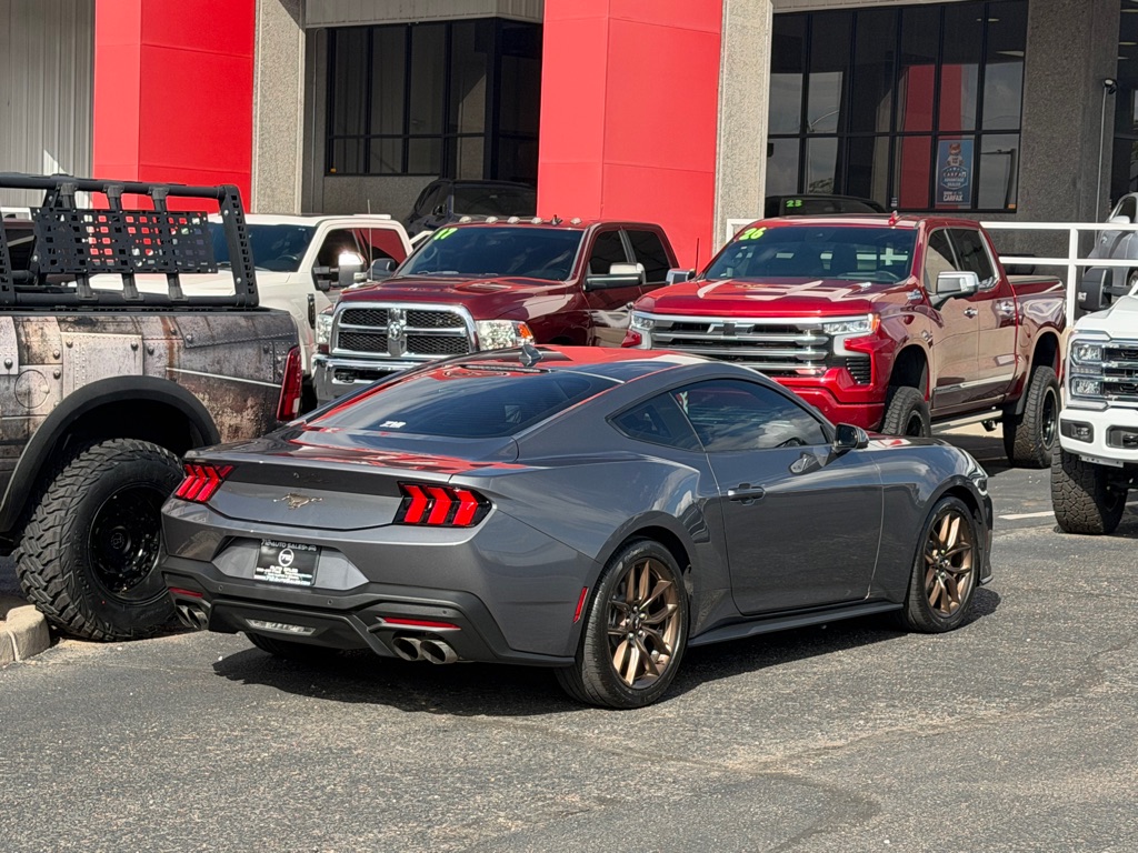 Photo 41 of this FORD MUSTANG