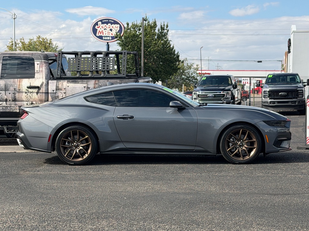 Photo 44 of this FORD MUSTANG