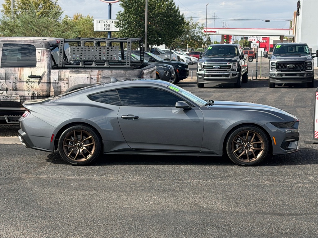 Photo 43 of this FORD MUSTANG
