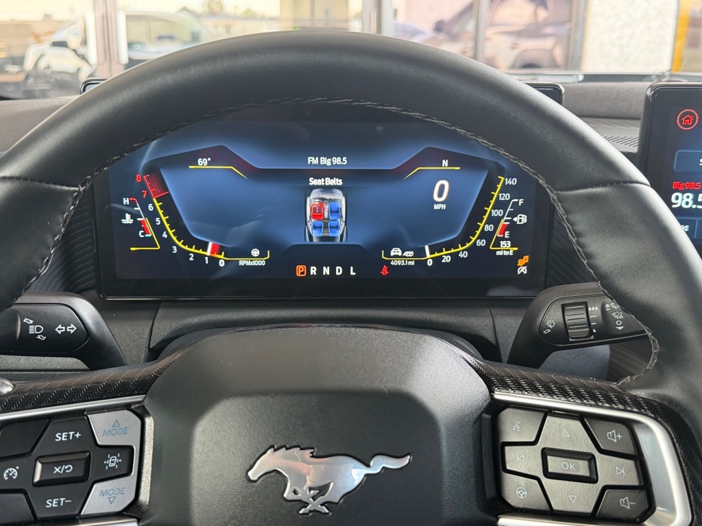 Photo 11 of this FORD MUSTANG