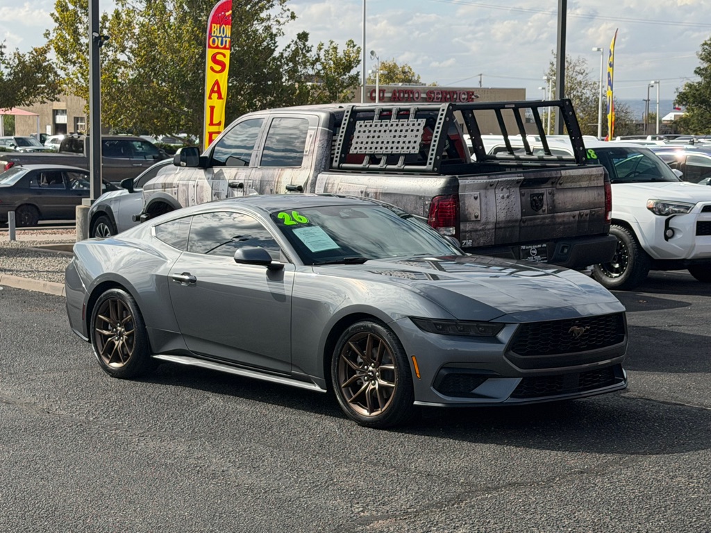 Photo 4 of this FORD MUSTANG