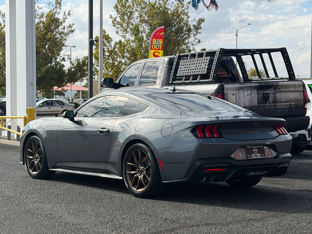 Photo 38 of this FORD MUSTANG
