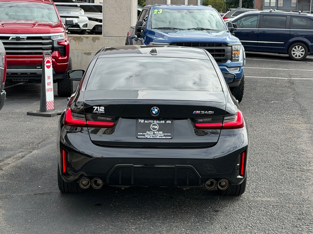 Photo 44 of this BMW M340I