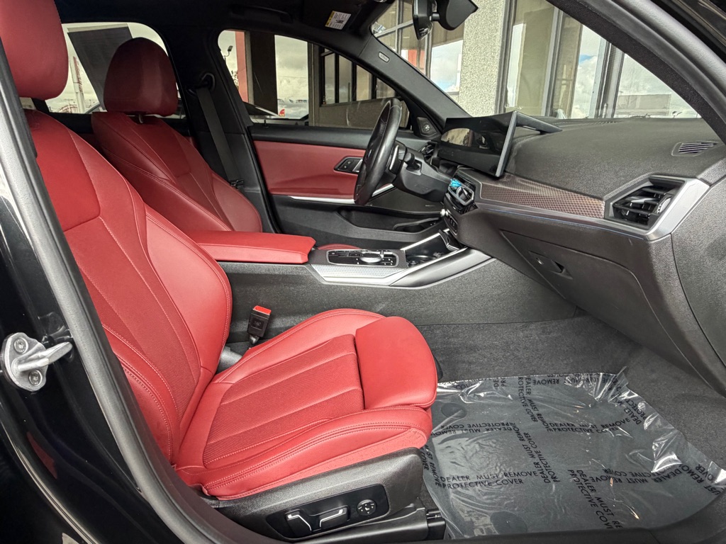 Photo 32 of this BMW M340I