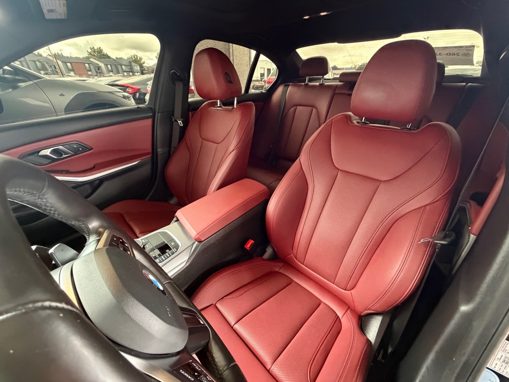 Photo 7 of this BMW M340I