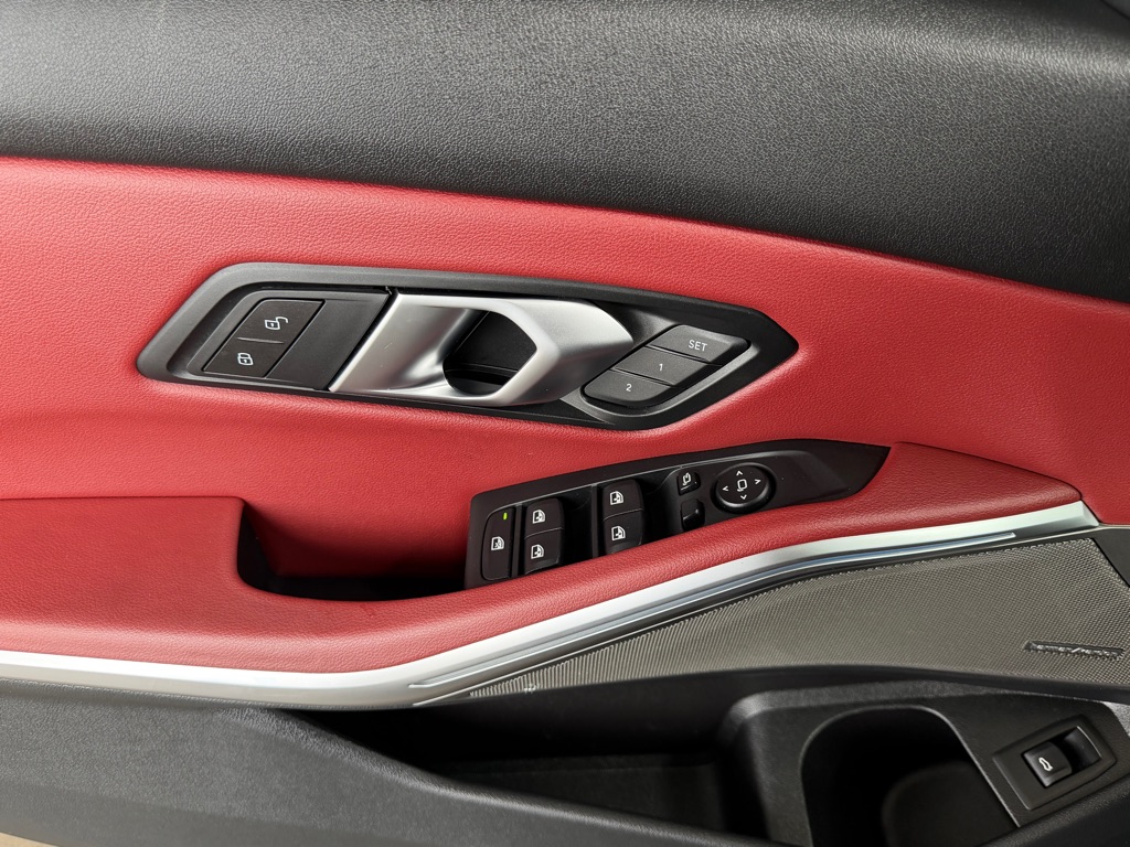 Photo 20 of this BMW M340I