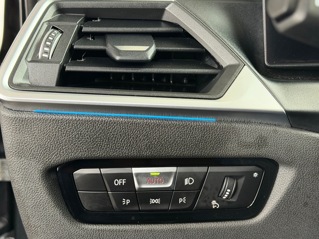 Photo 17 of this BMW M340I