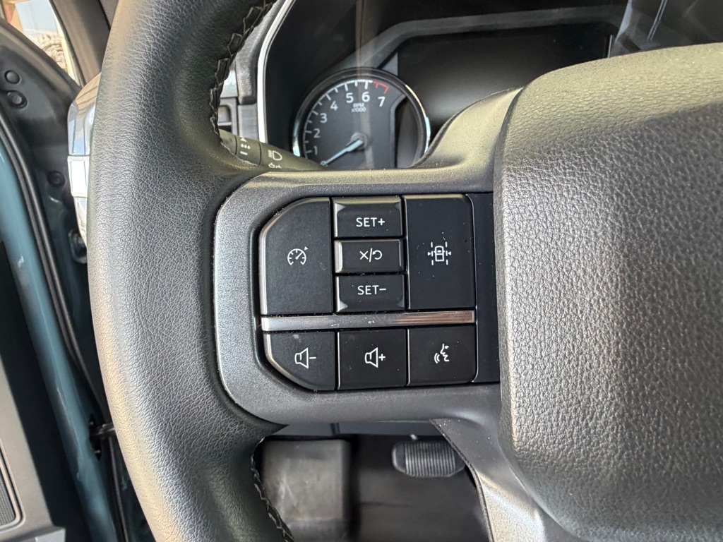 Photo 10 of this FORD F150
