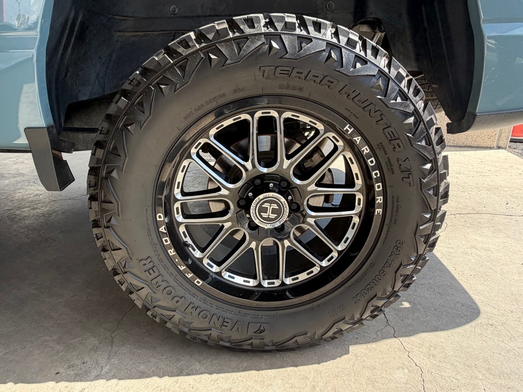 Photo 57 of this FORD F150