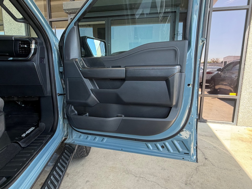 Photo 36 of this FORD F150
