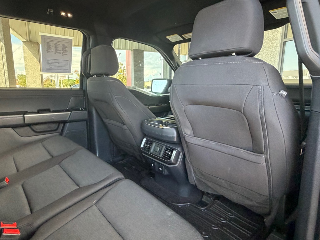 Photo 31 of this FORD F150