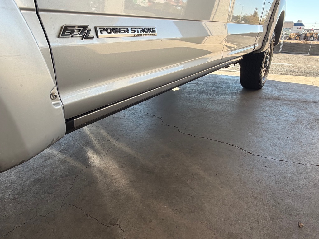 Photo 57 of this FORD F350