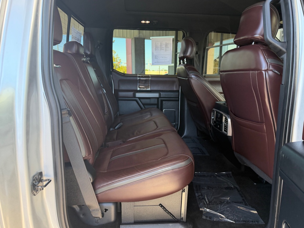 Photo 31 of this FORD F350