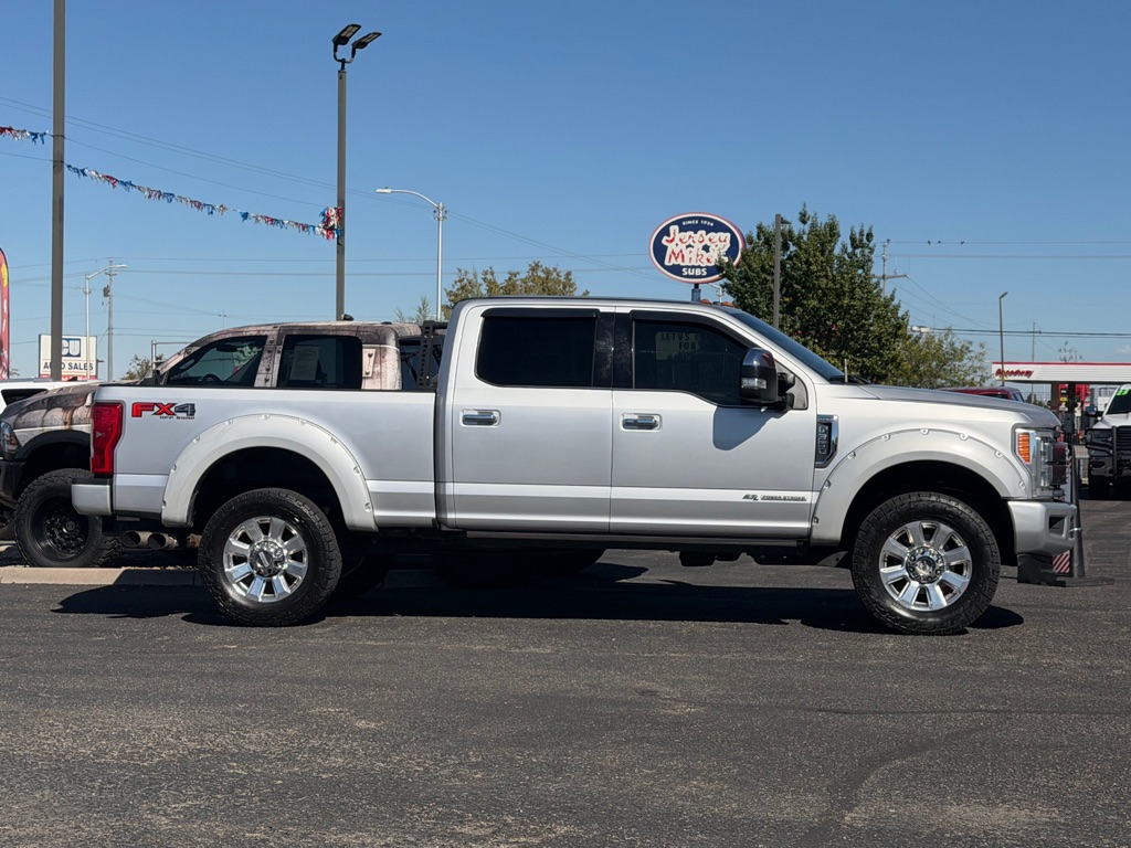 Photo 52 of this FORD F350
