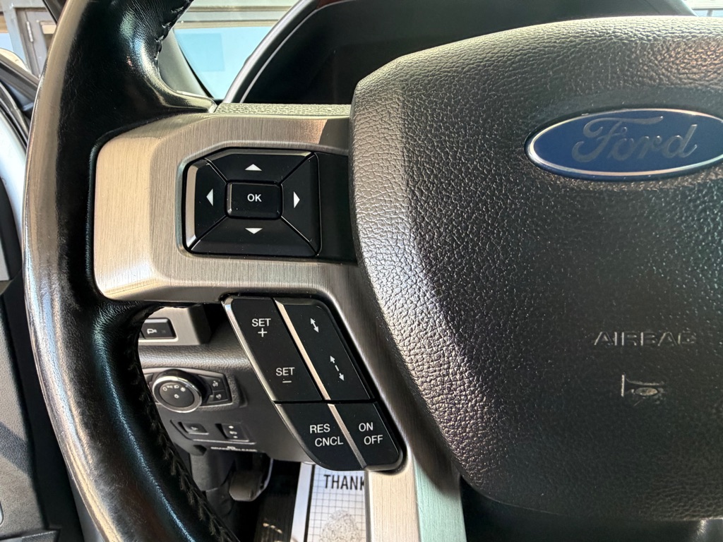 Photo 10 of this FORD F350
