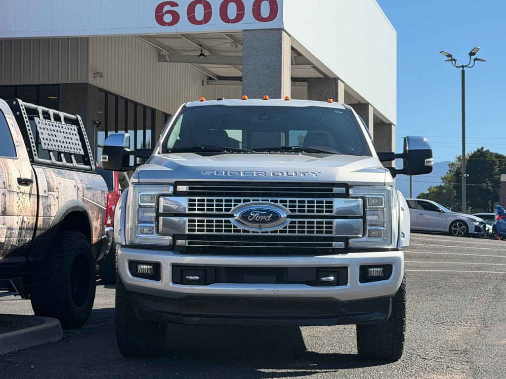 Photo 40 of this FORD F350